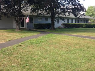 475 East St, Lee, MA 01238