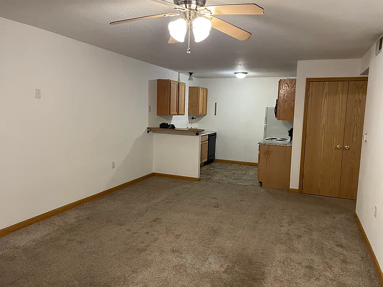 1221 University Ave #D102 — Photo 2