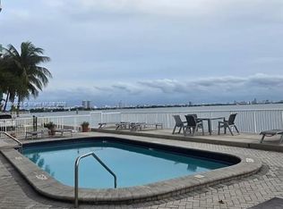 2016 Bay Dr APT 405, Miami Beach, FL 33141