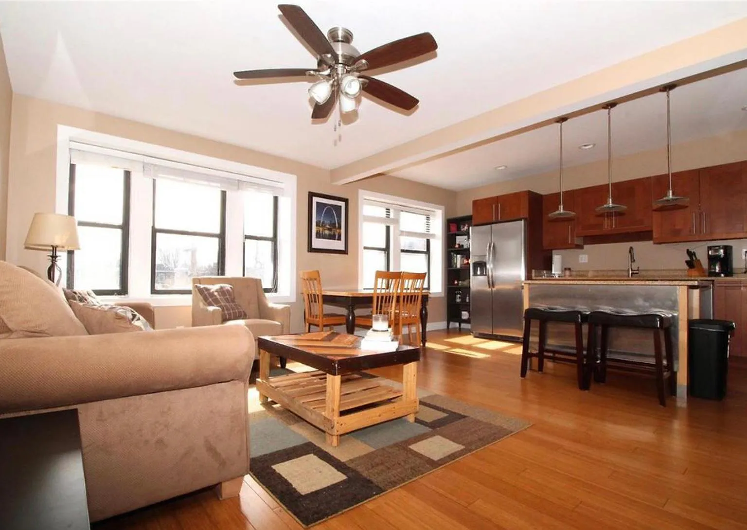 4228 McPherson Ave — Photo 2