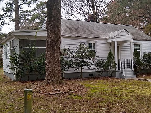 2nd image of 112 Jefferson St