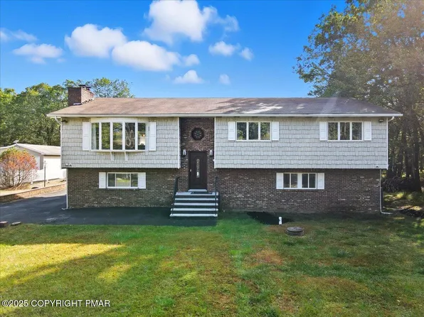 12 Seneca Trl, Albrightsville, PA 18210