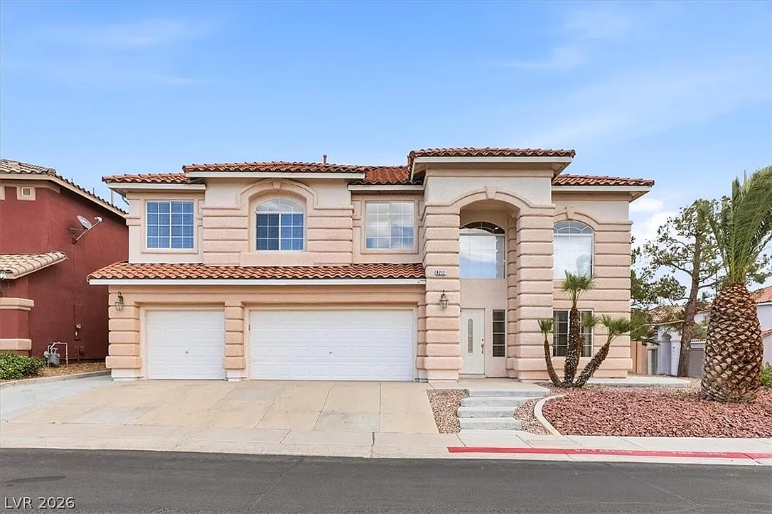 5 bed, 3.0 bath, 3297 sqft, $3,150 — Photo 1