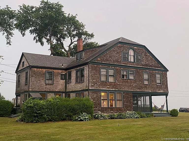 146 Buffalo Bay Rd — Photo 1