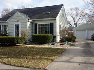 825 E Lindbergh St, Appleton, WI 54911