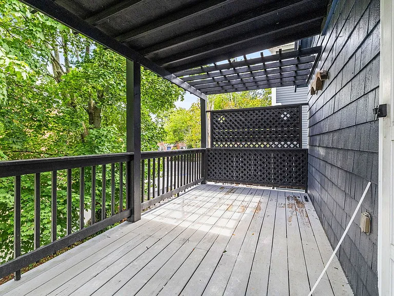 254 Main St #1 — Photo 1