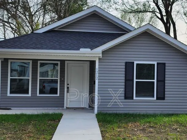 1212 E 2nd St, Joplin, MO 64801