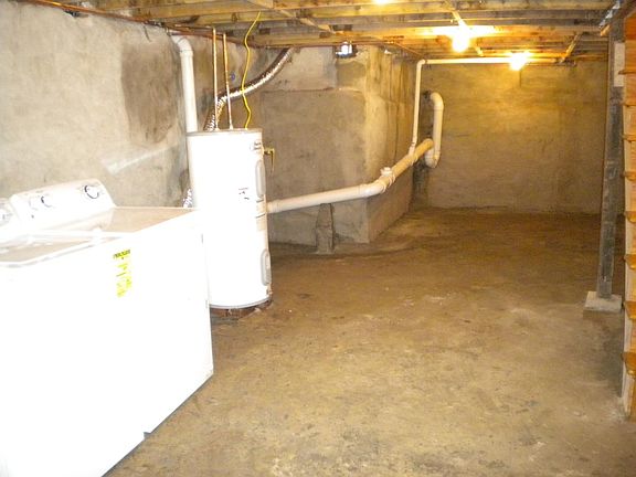 5th image of 1542 S Ringgold St