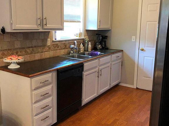 ABFE0997-25E5-4234-BC9B-03BF0F7217DA