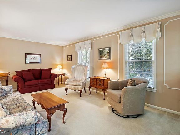 4th image of 2313 Ravensdon Ct