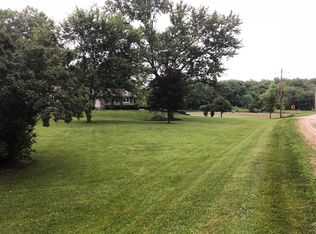 15414 Dee Mac Rd, Mackinaw, IL 61755