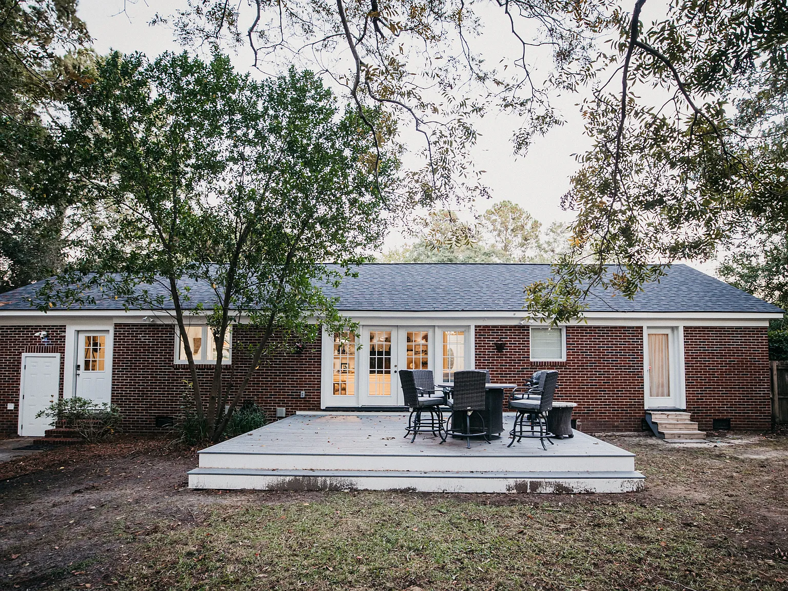 944 Lakeview Drive - 1 — Photo 4