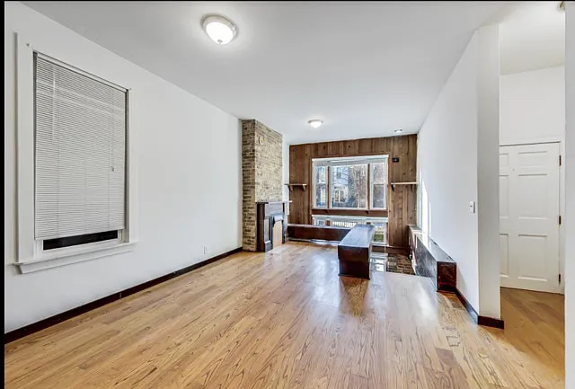 4 bed, $5,000 — Photo 1
