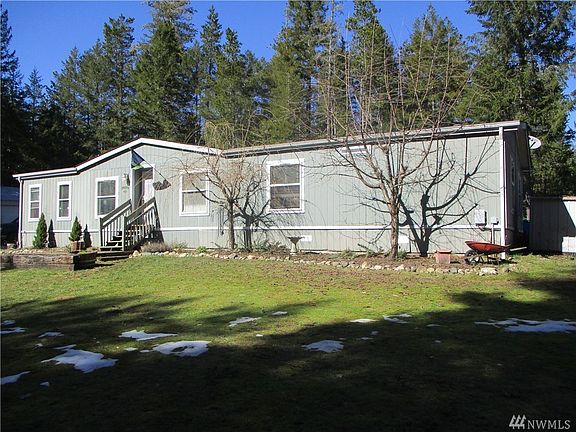 2nd image of 231 NE Tee Lake Pnes