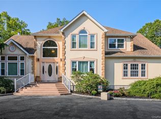 162 Miller Place Rd, Miller Place, NY 11764