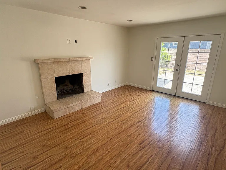 16681 Lucia Ln — Photo 7