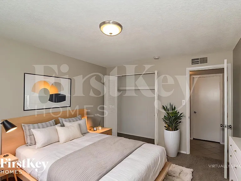 13633 N 20th Ln — Photo 13