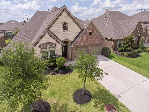 5th image of 10427 Kingston Creek Ln