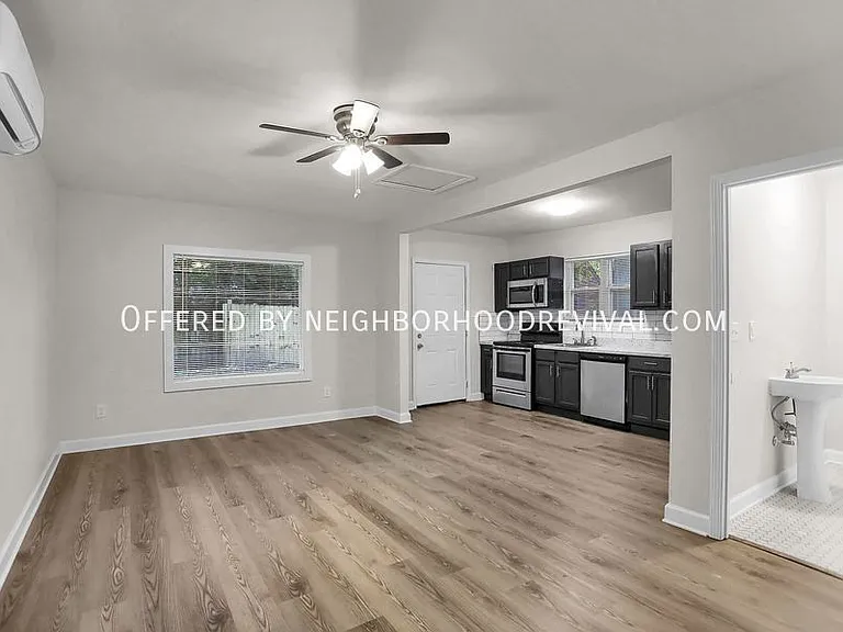 3354 Douglass Ave — Photo 10