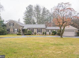 805 Gatemore Rd, Bryn Mawr, PA 19010