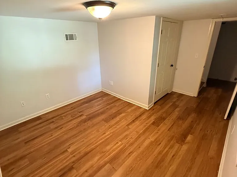 1312 Beanland Dr — Photo 10