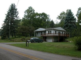 2520 Bester Rd, Harbor Springs, MI 49740
