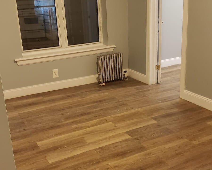 2nd image of 572 Georgia Ave