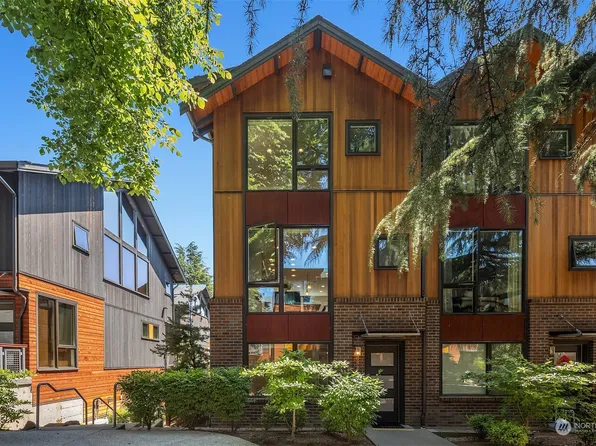 6525 34th Avenue NE #A, Seattle, WA 98115