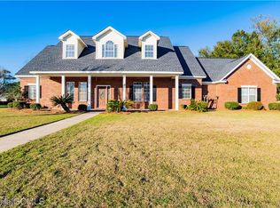 3912 Saint Andrews Dr, Mobile, AL 36693