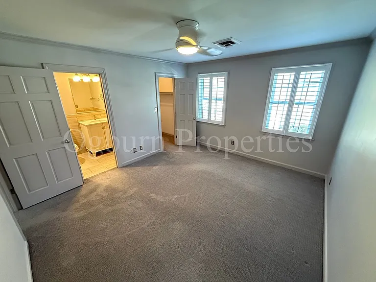 318 Hanover Arms Ct — Photo 10