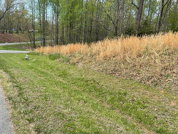 3rd image of LOT 506 Southwood Dr
