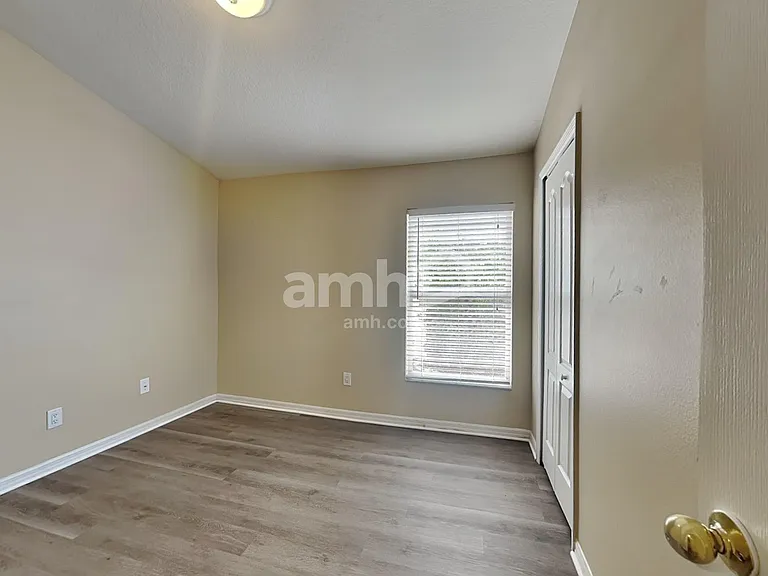 8467 Quarter Horse Dr — Photo 11