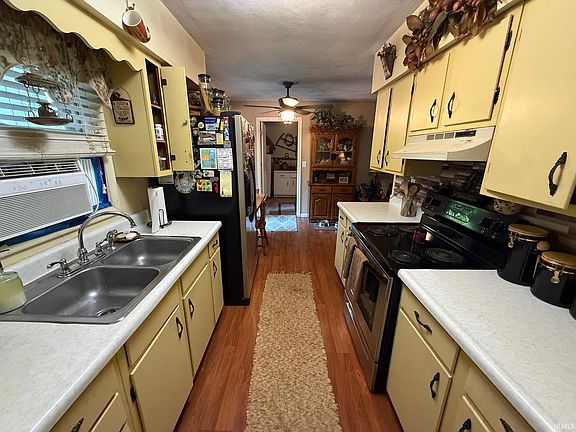 4th image of 5021 N Brummetts Creek Rd