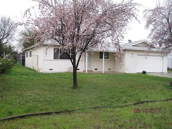 3rd image of 1914 Park Cir