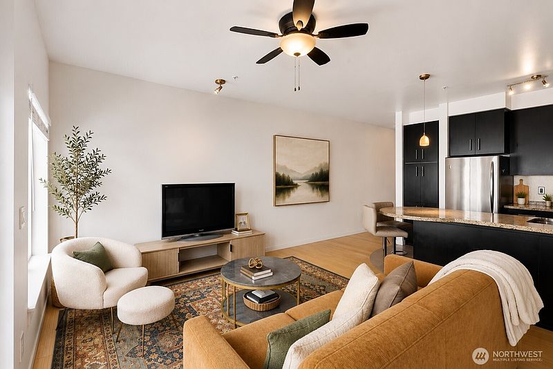 5th image of 1026 NE 65th Street #519