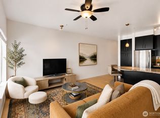 Dwell Roosevelt, Seattle, WA 98115