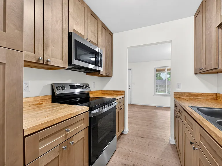 17 Hill Pl — Photo 13