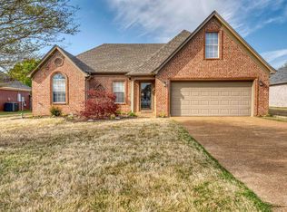 75 Spring Valley Dr, Oakland, TN 38060