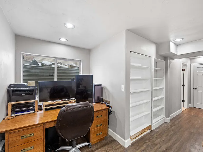 7102 N Mohican Dr — Photo 16