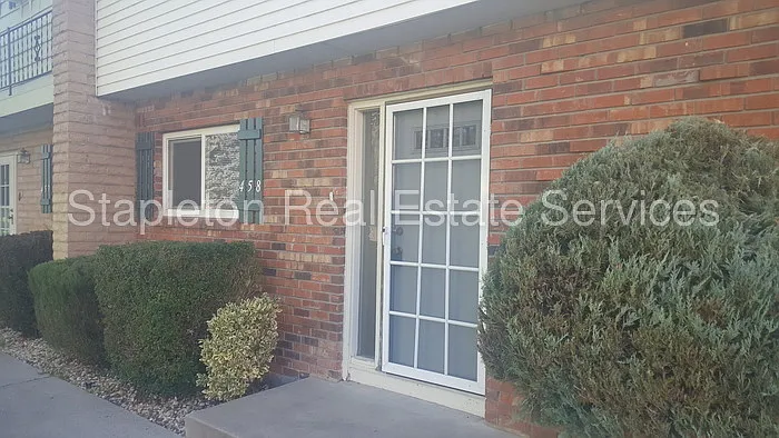 458 Smithridge Park photo 1