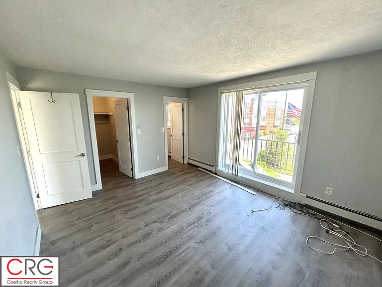 2 Meacham St #6 — Photo 8