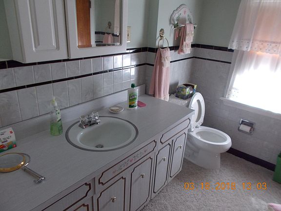 2nd floor bath