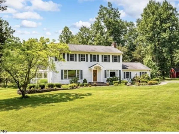 9 Francis Ln, Chester Twp., NJ 07930
