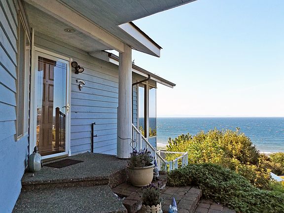 3rd image of 70 Vista Ln