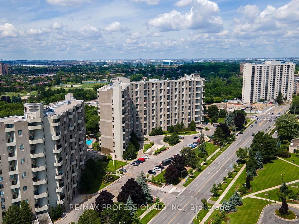 1st image of 300 Mill Rd #Penthouse 30