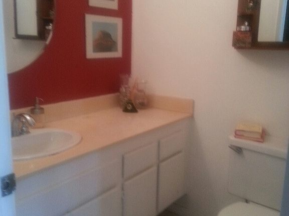 5th image of 431 W Alton Ave APT B