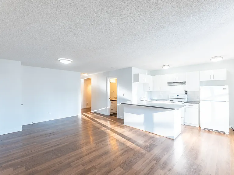 2010 Hope St SW #104 — Photo 65