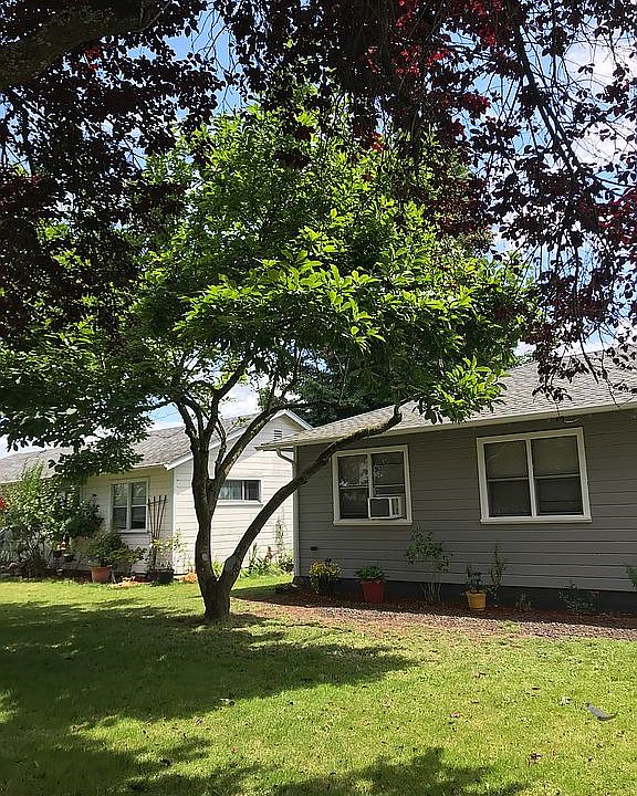 2nd image of 526 29th Ave
