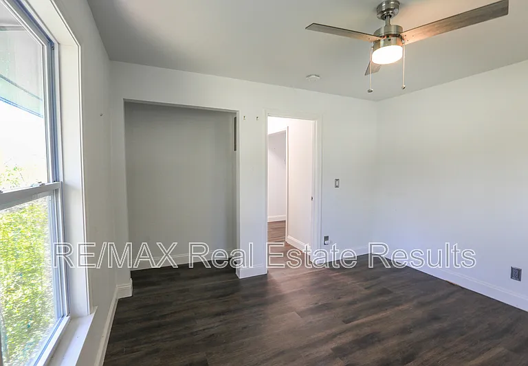 42 Hope Dr — Photo 23