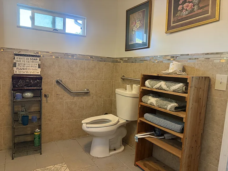 7401 W Pkwy — Photo 11